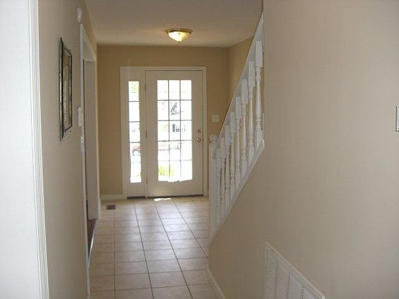 5th image of 170 Alberta Peach St SE