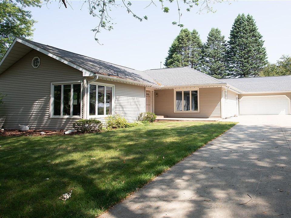 1st image of 22533 V Ave