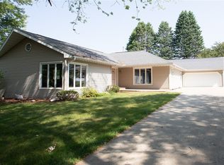 22533 V Ave, Eldora, IA 50627