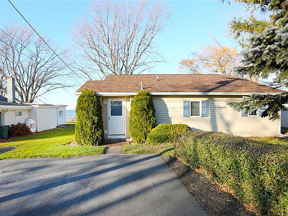 2nd image of 8723 Lakeview Dr