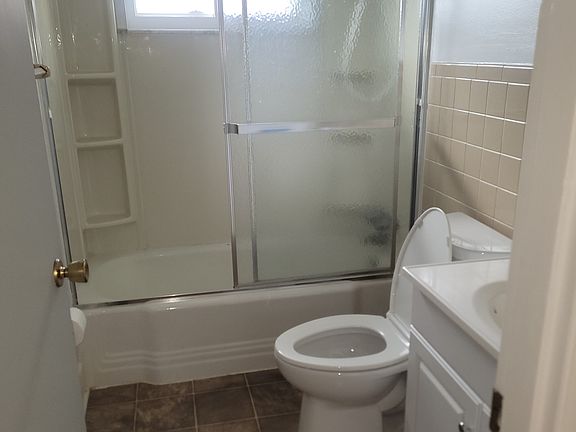 5th image of 753 W 5th St #1