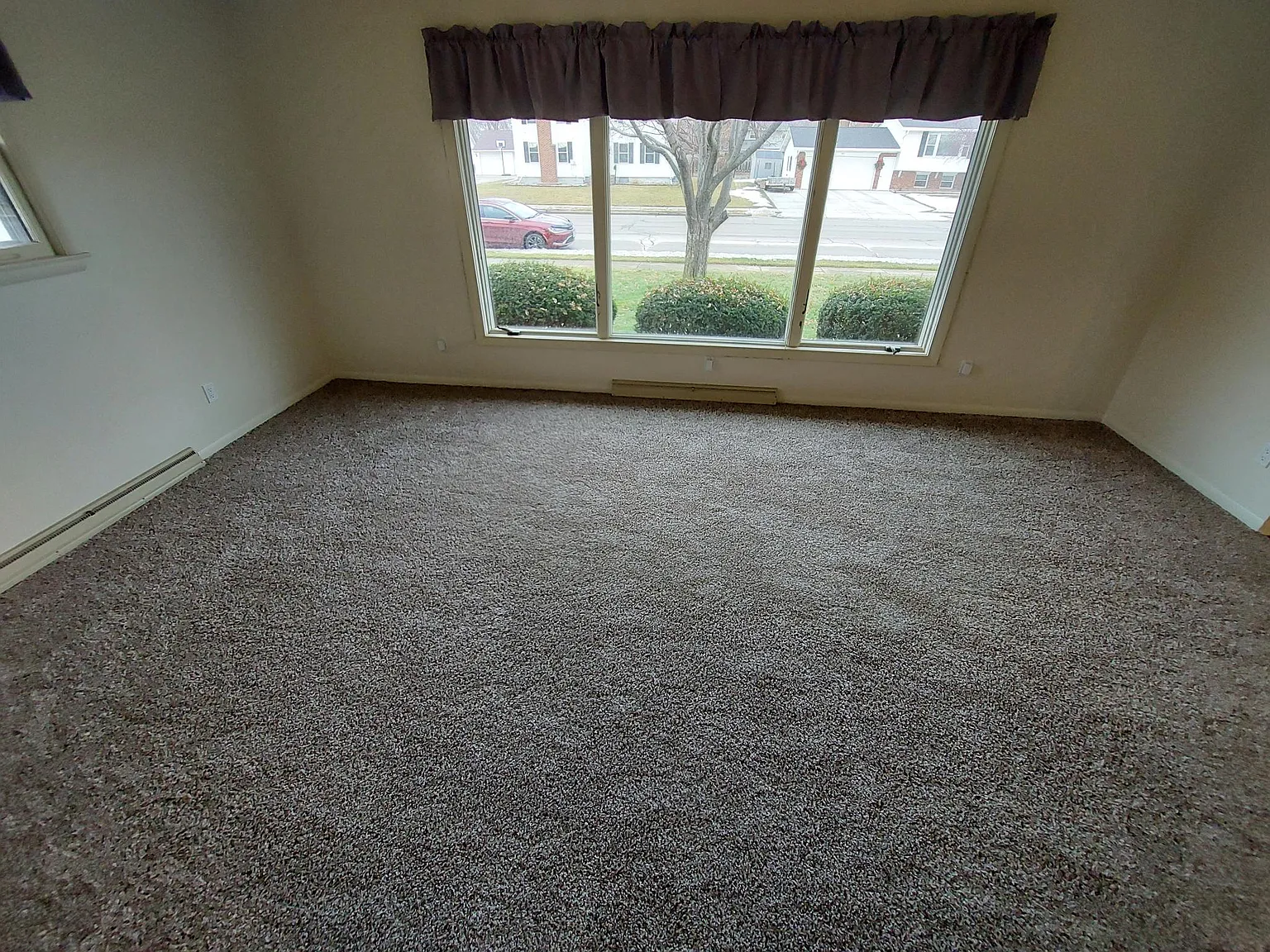 1486 Chicago St — Photo 3