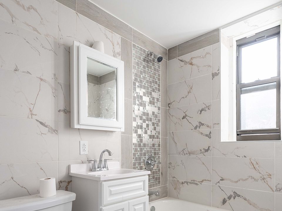2nd image of 1767 Bedford Ave #19