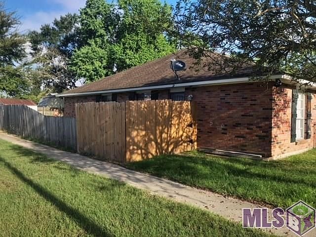 2nd image of 1163 Cristy Dr