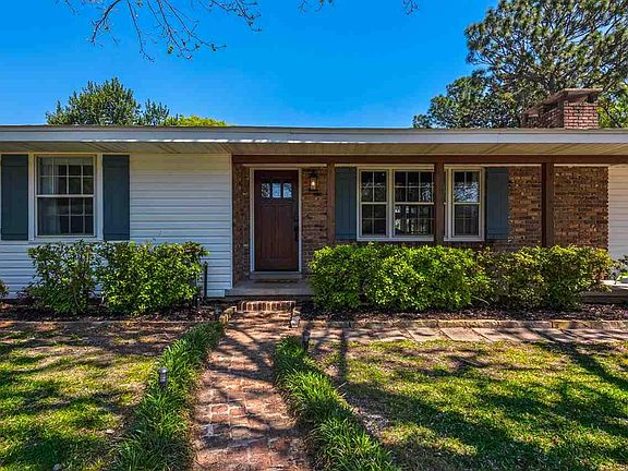 5th image of 3624 Dunwoody Dr