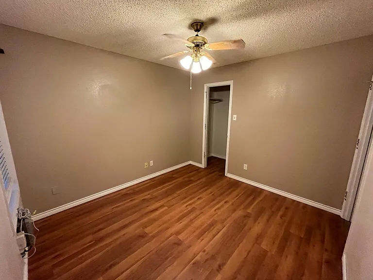 1802 Fairfax Cir — Photo 9