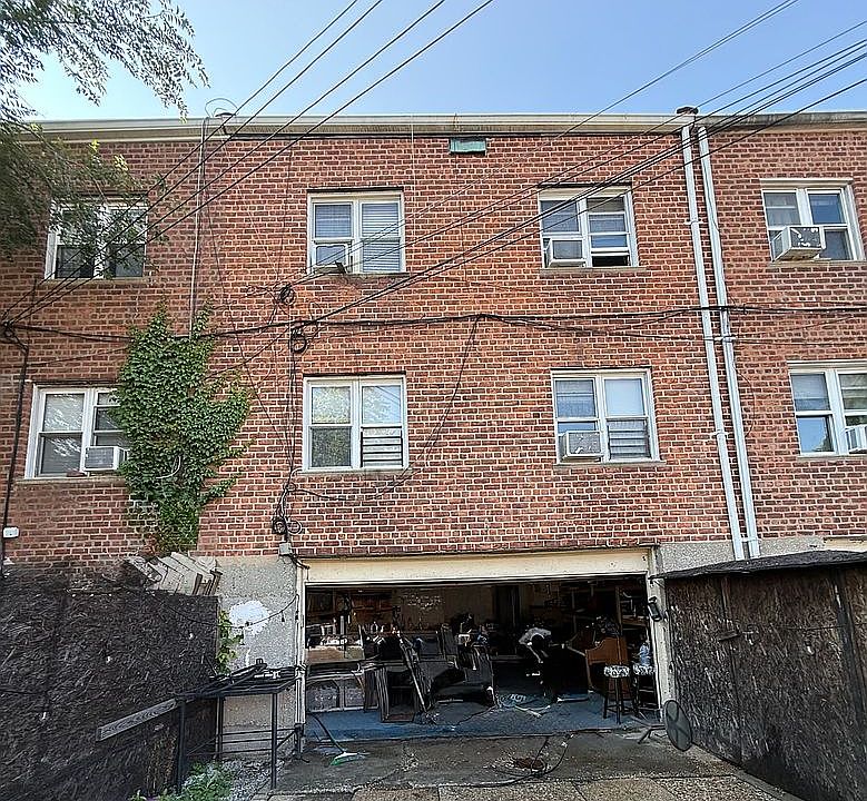 2nd image of 8508 67th Rd