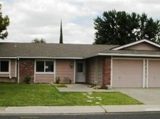 14654 Pueblo Dr, Manteca, CA 95336