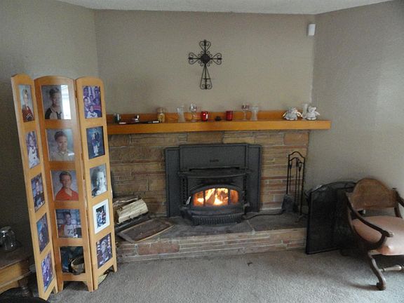 2nd image of 631 Main St