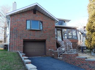 21 Webb Pl, Hasbrouck Heights, NJ 07604