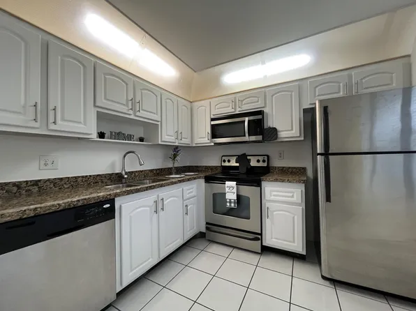 16413 Grape Way #339, Delray Beach, FL 33484
