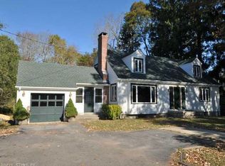 29 S Broad St, Pawcatuck, CT 06379