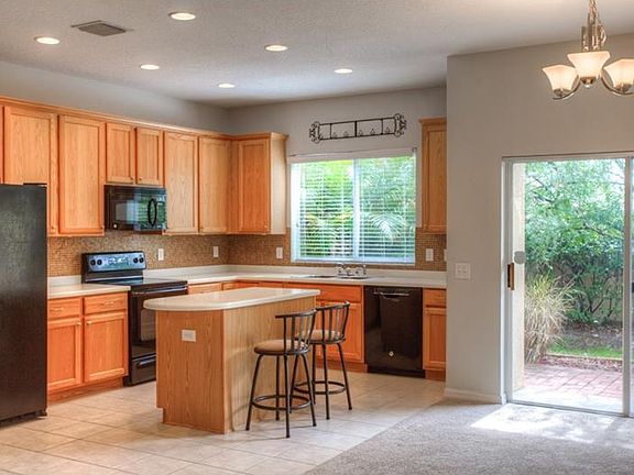 4th image of 2837 Girvan Dr