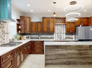 627 Hopkins St, Mount Pleasant, MI 48858