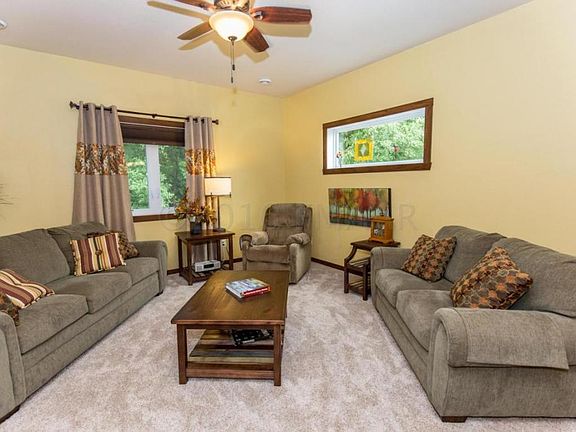3rd image of 1232 Goldenwood Dr