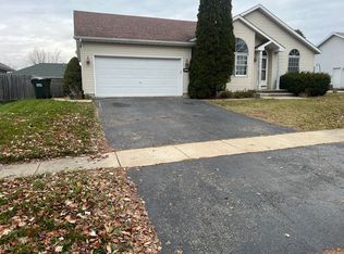 707 Cedar Ln, Genoa, IL 60135