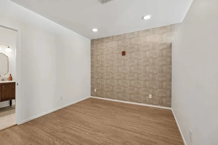 1 bed, 1.0 bath, 735 sqft, $1,800 — Photo 4