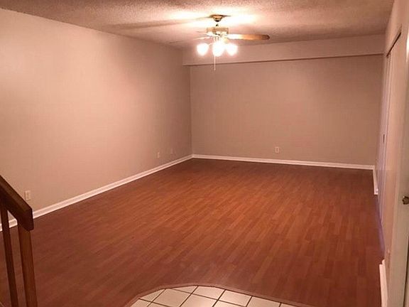 3rd image of 718 NW 99th Cir