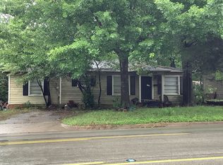 2406 Old Omen Rd, Tyler, TX 75701