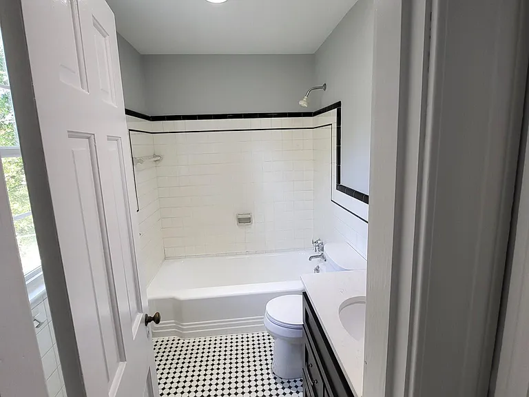 121 Kenilworth Ave — Photo 14