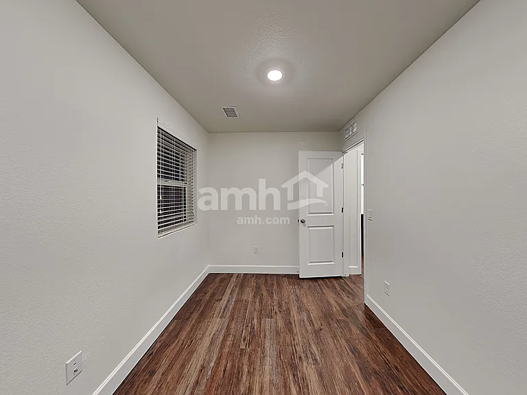 14922 W 82nd Pl — Photo 22