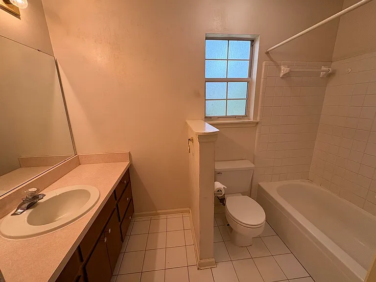 460 Merlin Ct — Photo 18