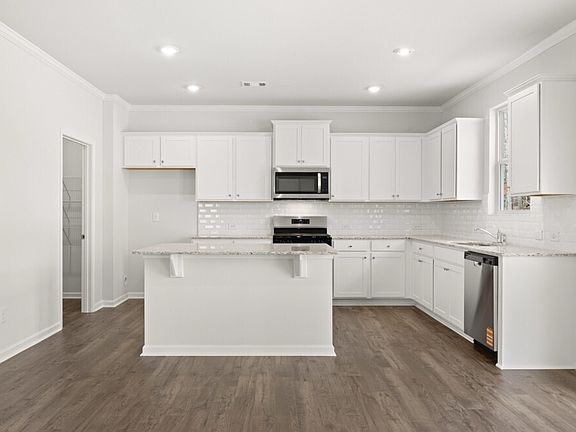 7th image of this home