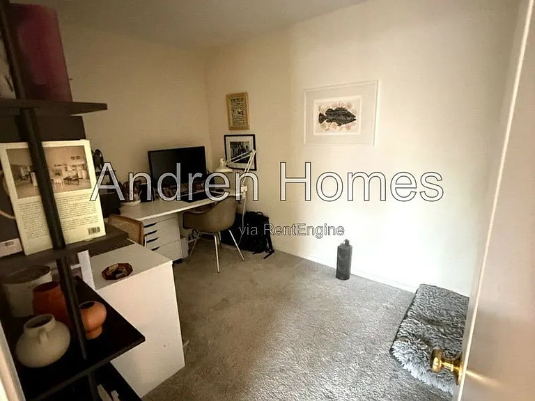 126 Pine St — Photo 4