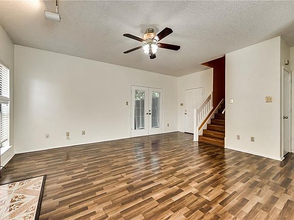 4th image of 3821 Pickett Pl