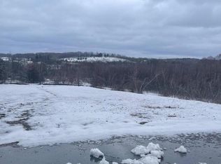 LOT 4 W Hilltop Dr, New Berlin, WI 53146
