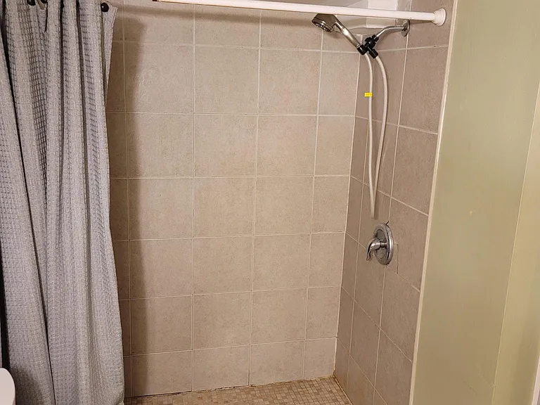319 E 18th Ave — Photo 47