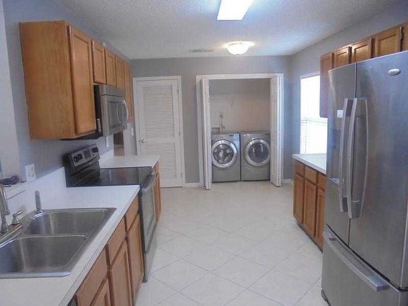 4th image of 4433 Crooked Brook Ct