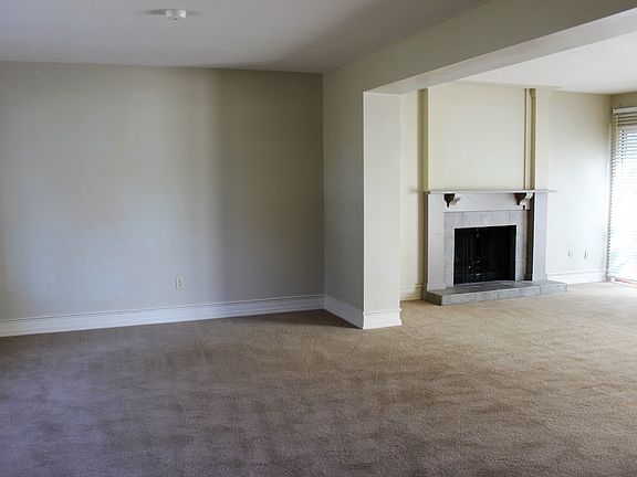 4th image of 12836 Hasbrook Dr