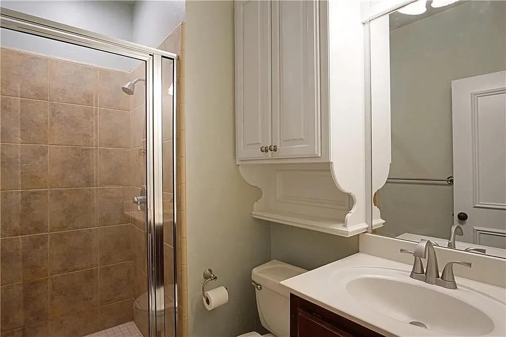 Forest Dale Dr_9417 - 1 — Photo 2