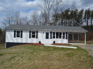 1501 Hermosa Rd, Gretna, VA 24557