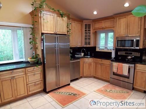 4th image of 1811 Leona Ct