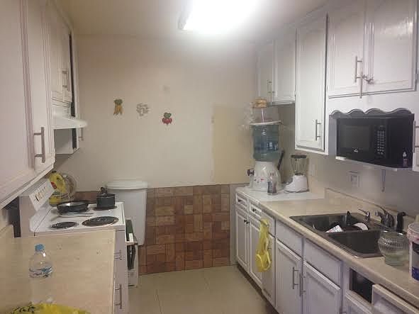 2nd image of 285 Moss St Unit 106