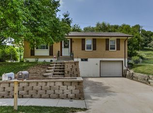 7 Wenwood Cir, Council Bluffs, IA 51503