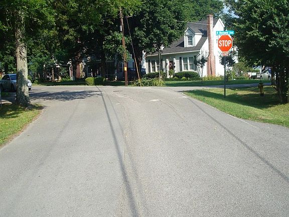 4th image of 508 Eastland St