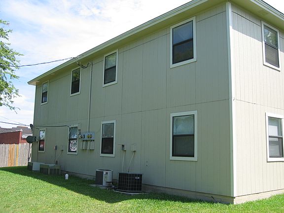 3rd image of 509 E Beeline Ln APT 2