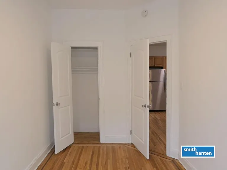 150 Smith St #3R — Photo 6