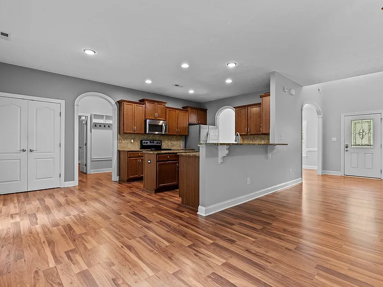 768 Riverbirch Dr — Photo 11