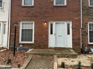 565 Simbury St, Columbus, OH 43228