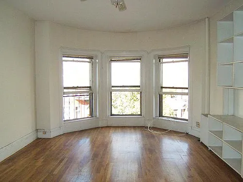 525 Beacon St Photo 1