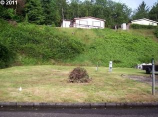 63596 Centennial Rd, Coos Bay, OR 97420