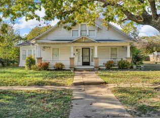 113 Williams St, Waxahachie, TX 75165