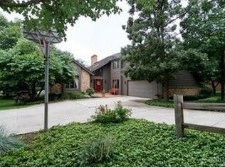 1221 35th St, Downers Grove, IL 60515