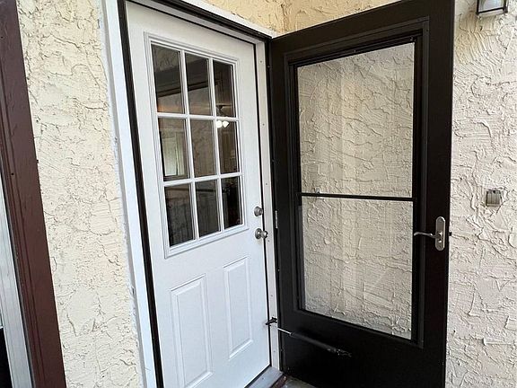 4th image of 757 Midway Dr Unit B