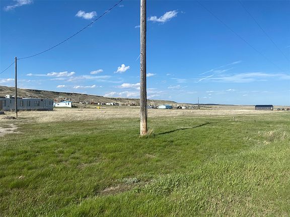 3rd image of 71 Lake Flat Ln