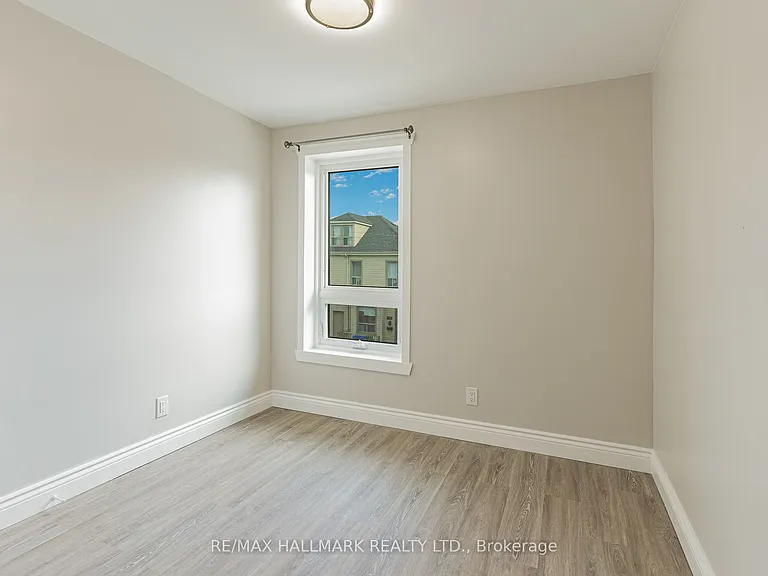 291 Emerald St N #2 — Photo 13